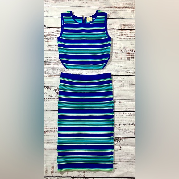 Torn by Ronny Kobo Harlow 2 piece skirt set teal small vibrant spring bodycon - Picture 1 of 7